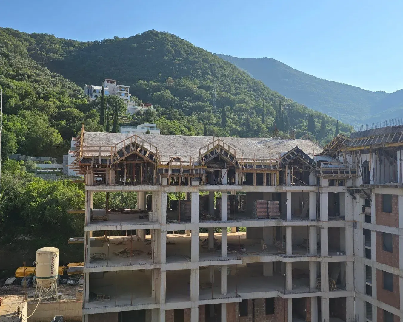Prodaja, jednosoban stan, 45m², Donja Lastva, Tivat
