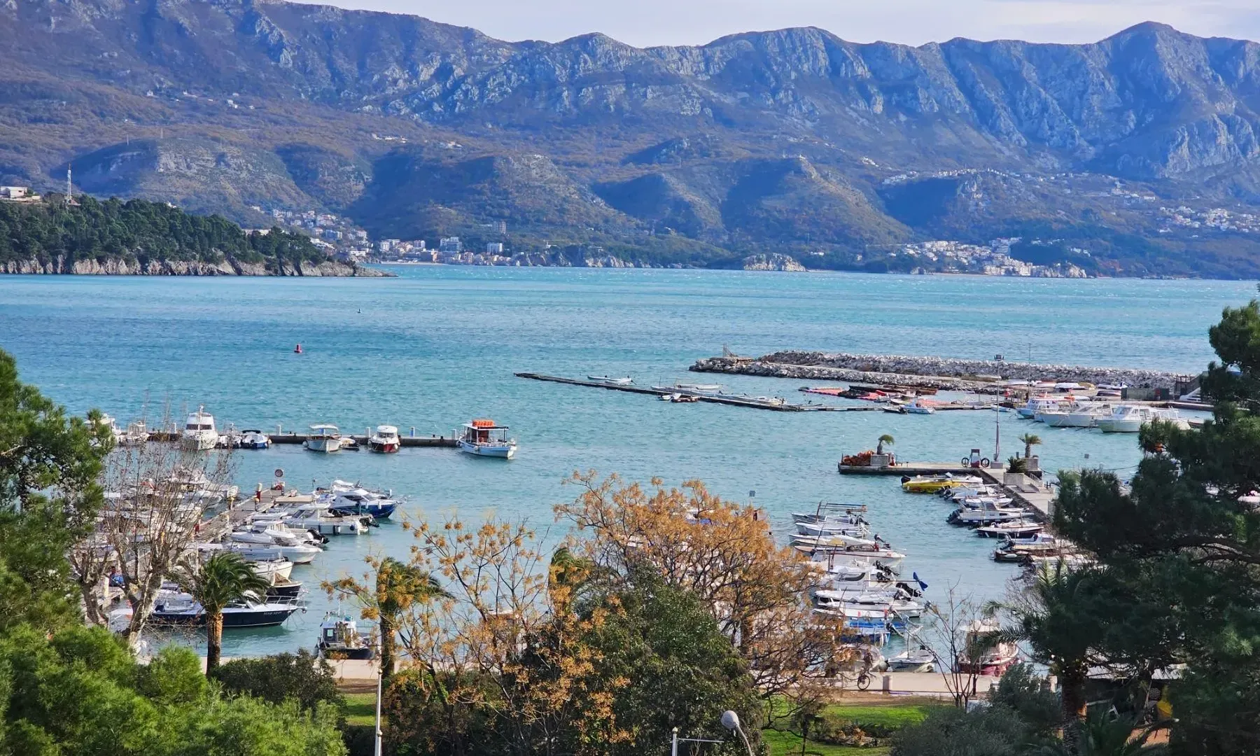 Rent, one bedroom apartment, 57m², Budva, Crna Gora