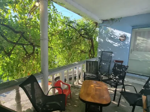 Prodaja, kuća, 156m², Golubovci, Podgorica - image 2