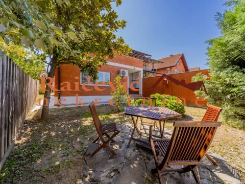 Rent, three bedroom apartment, 89m², Ivanjica, Srbija - image 1