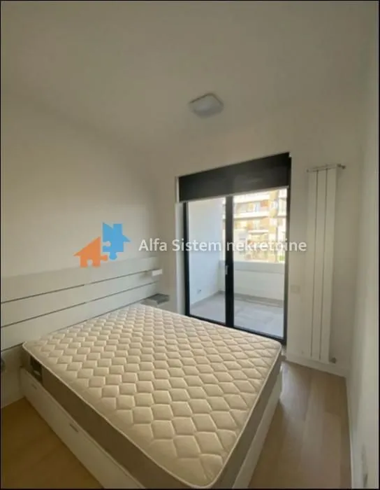 Izdavanje, dvosoban stan, 47m², Novi Beograd Blok 67, Novi Beograd Sve Podlokacije