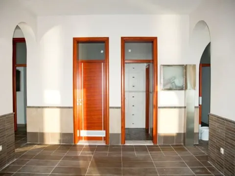 Sale, office space, 330m², Sveti Stefan, Budva - image 4