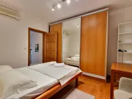 Izdavanje, kuća, 240m², Sveti Stefan, Budva - image 50