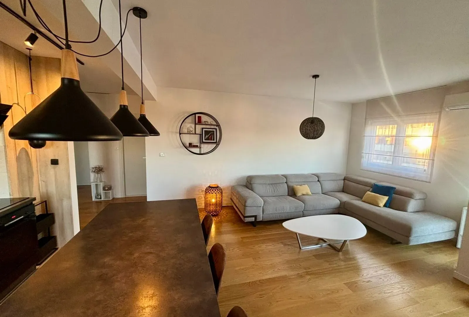 Prodaja, dvosoban stan, 70m², Central Point, Podgorica