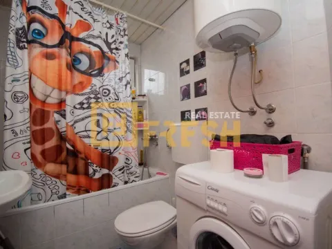 Prodaja, dvosoban stan, 70m², Centar, Podgorica - image 21