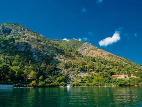 Prodaja, plac, 30000m², Kotor, Crna Gora - image 4