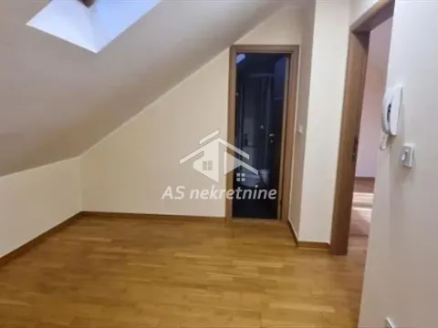 Izdavanje, četvorosoban stan, 115m², Savski Venac, Beograd - image 20