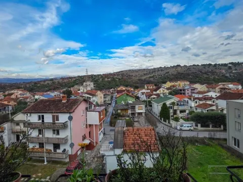 Prodaja, jednosoban stan, 35m², Nova Dalmatinska, Podgorica - image 11