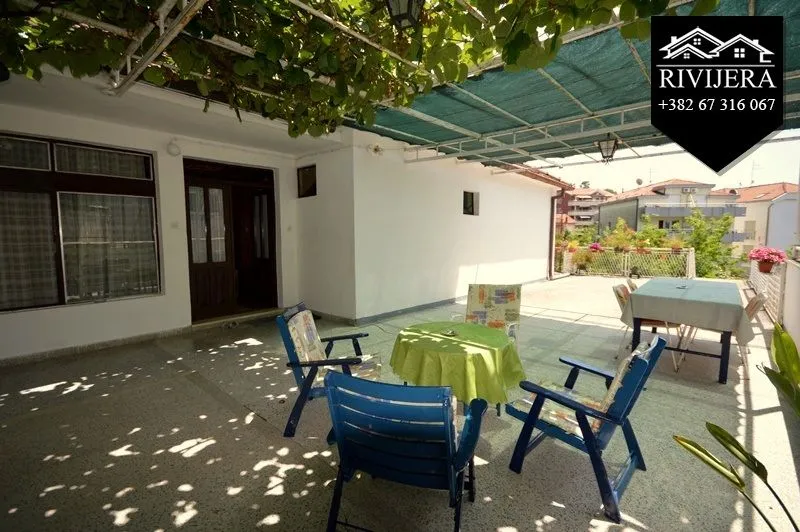 Prodaja, kuća, 190m², Igalo, Herceg Novi