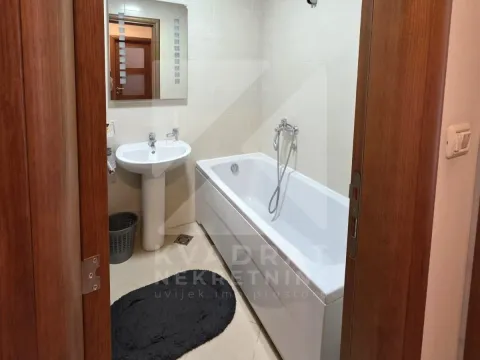 Rent, one bedroom apartment, 40m², Pobrežje, Podgorica - image 7