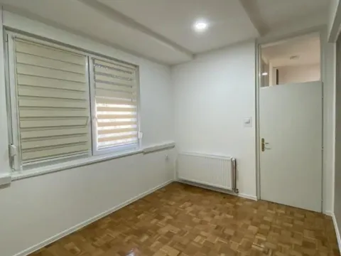 Sale, three bedroom apartment, 64m², Kikinda, Srbija - image 13