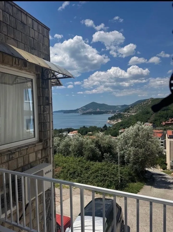Sale, two bedroom apartment, 54m², Pržno, Budva