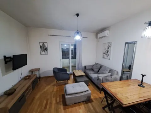 Izdavanje, dvosoban stan, 60m², Centar, Podgorica - image 8