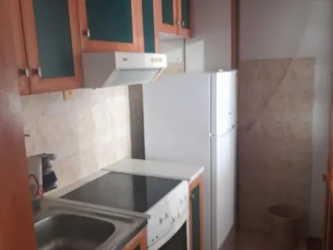 Izdavanje, garsonjera, 29m², Grbavica, Novi Sad Sve Podlokacije - image 2