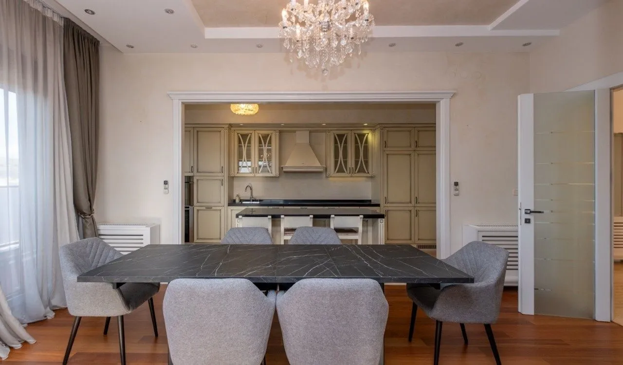 Rent, three bedroom apartment, 275m², Podgorica, Crna Gora