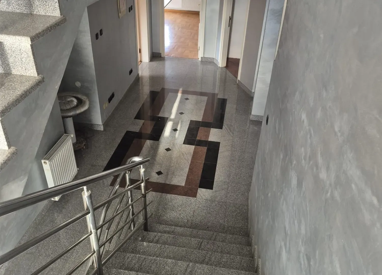 Sale, house, 850m², Krnjaca, Palilula Sve Podlokacije