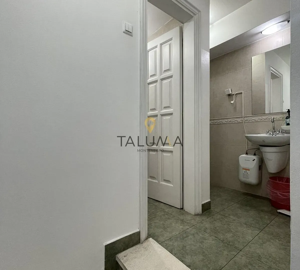 Sale, office space, 157m², Preko Morače, Podgorica