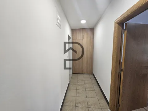 Izdavanje, jednosoban stan, 57m², Autobuska stanica, Podgorica - image 2