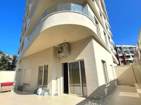 Prodaja, dvosoban stan, 60m², Budva, Crna Gora - image 4