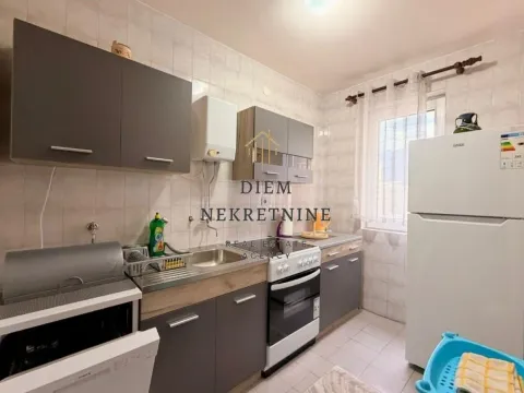 Rent, one bedroom apartment, 62m², Centar, Bar - image 7