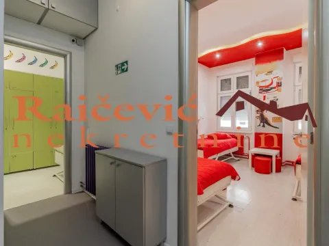 Prodaja, stan, 103m², Centar, Požarevac - image 12