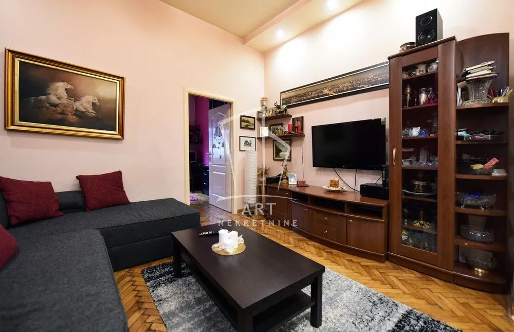 Prodaja, trosoban stan, 86m², Vračar Sve Podlokacije, Beograd