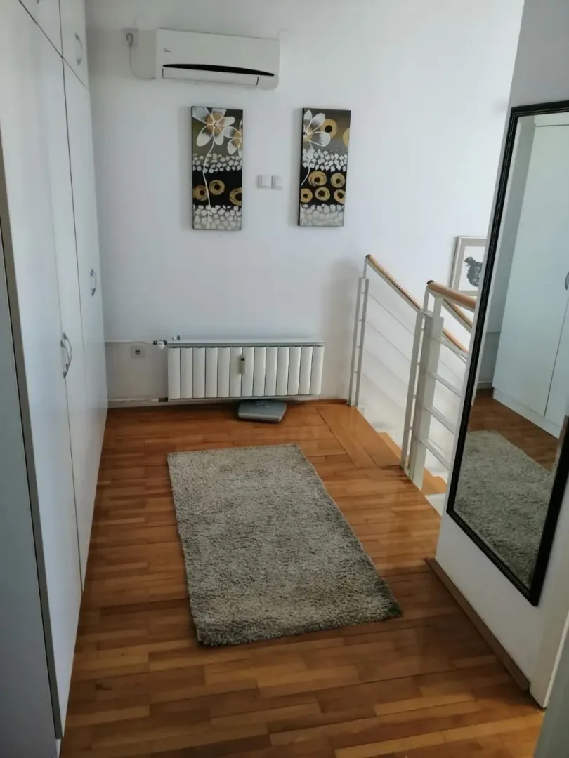 Rent, three bedroom apartment, 90m², Novi Beograd Blok 72, Novi Beograd Sve Podlokacije