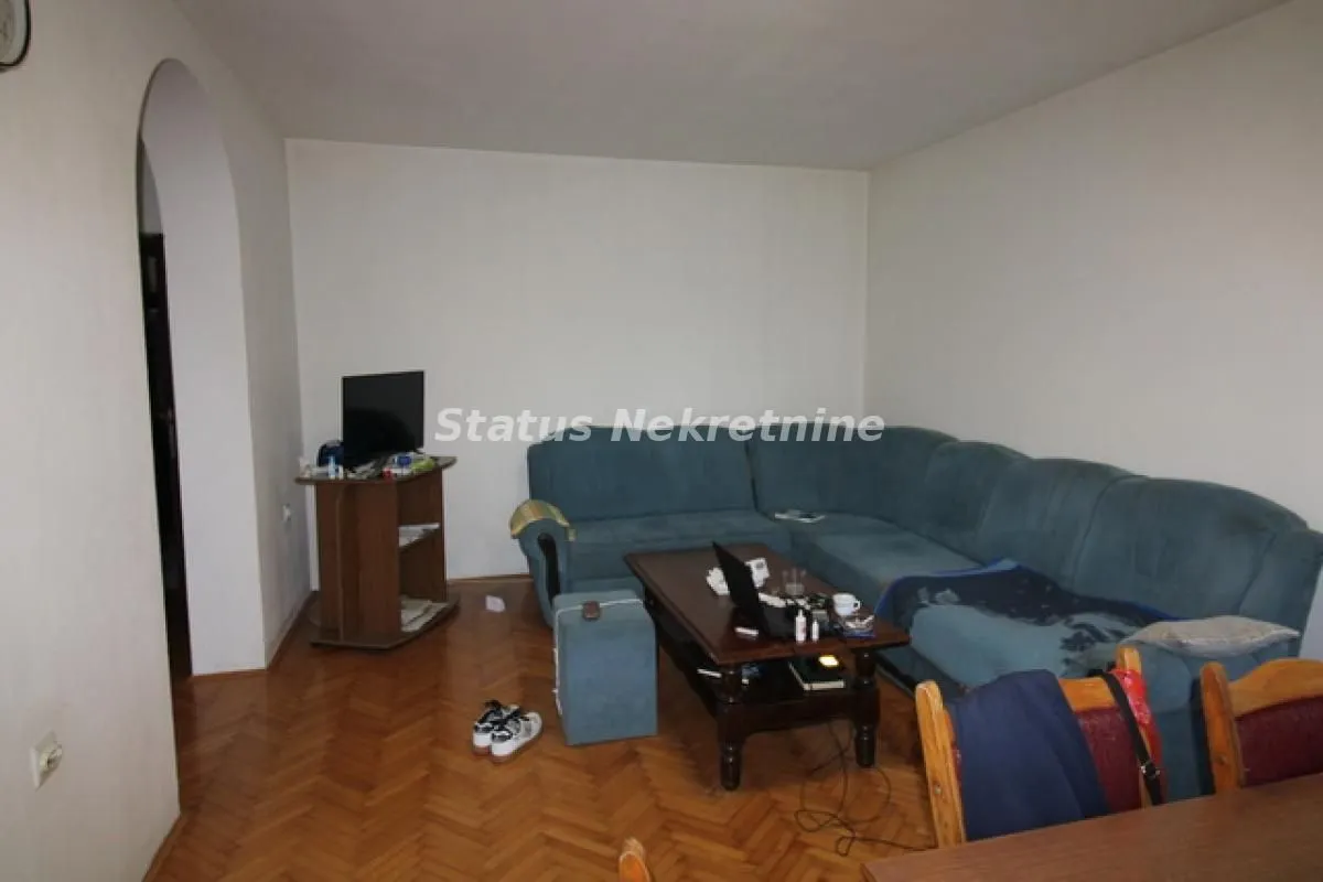 Prodaja, kuća, 420m², Temerin, Novi Sad