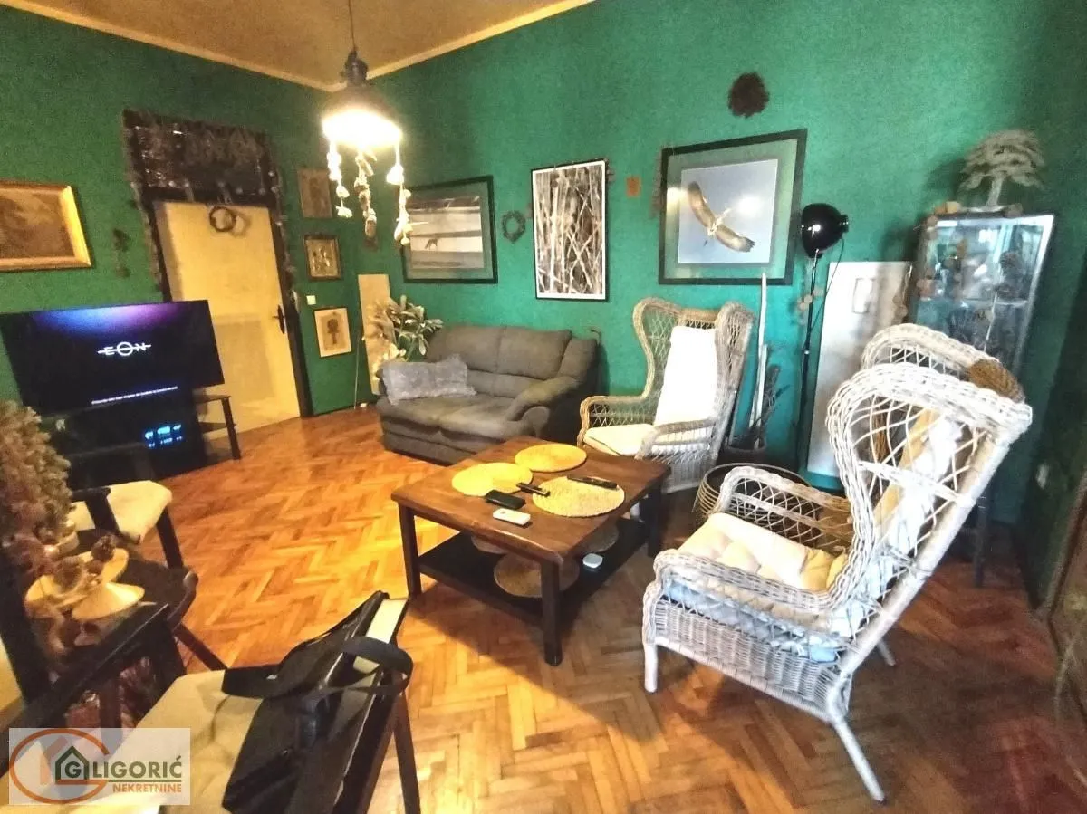 Prodaja, trosoban stan, 82m², Stari Grad, Beograd