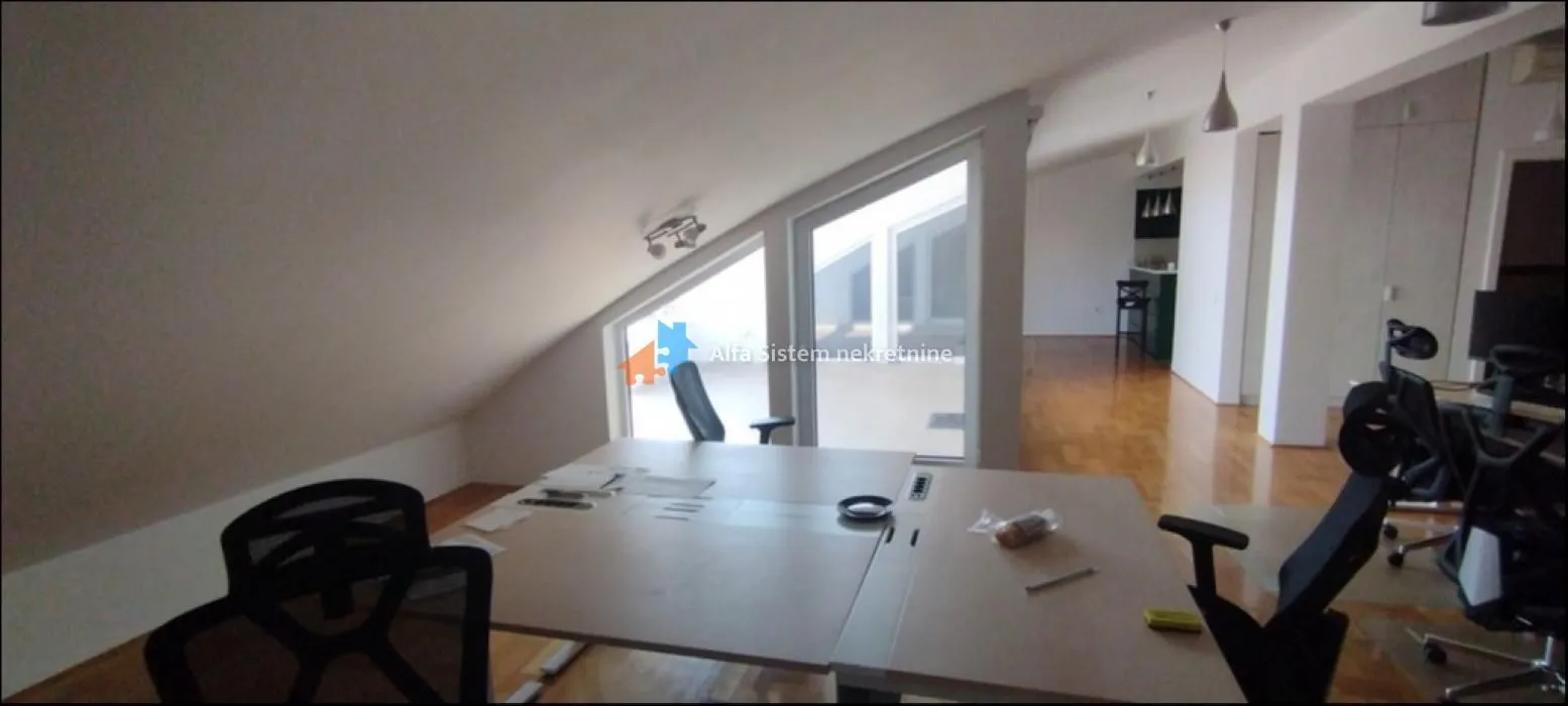 Rent, three bedroom apartment, 170m², Vračar Sve Podlokacije, Beograd