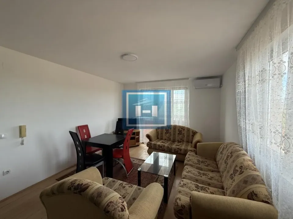 Izdavanje, dvosoban stan, 62m², Centar, Jagodina