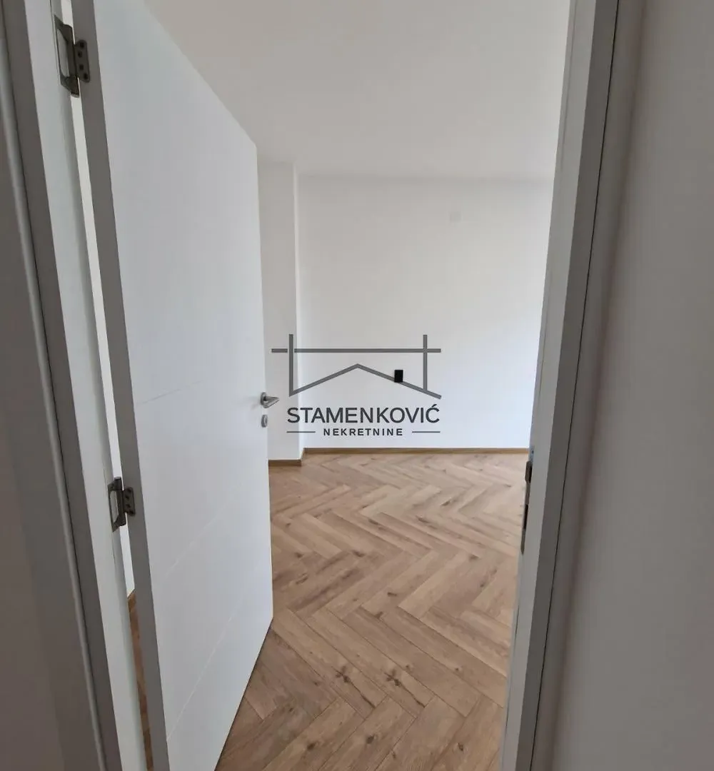 Prodaja, trosoban stan, 73m², Rotkvarija, Novi Sad Sve Podlokacije