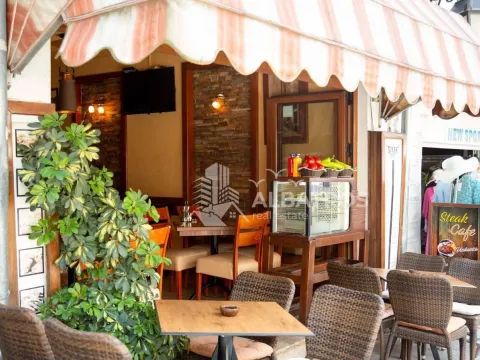 Izdavanje, poslovni prostor, 60m², Ulcinj, Crna Gora - image 1