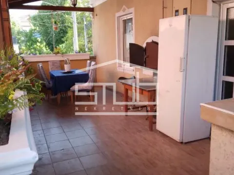 Rent, three bedroom apartment, 110m², Čukarica, Beograd - image 10