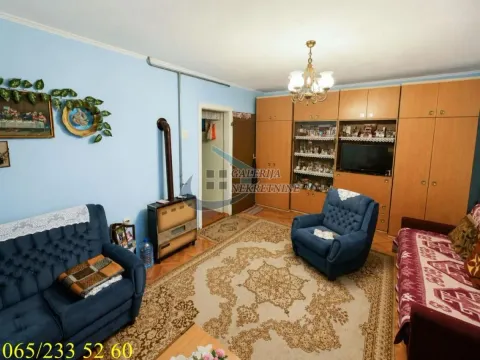 Prodaja, kuća, 240m², Centar, Inđija - image 3