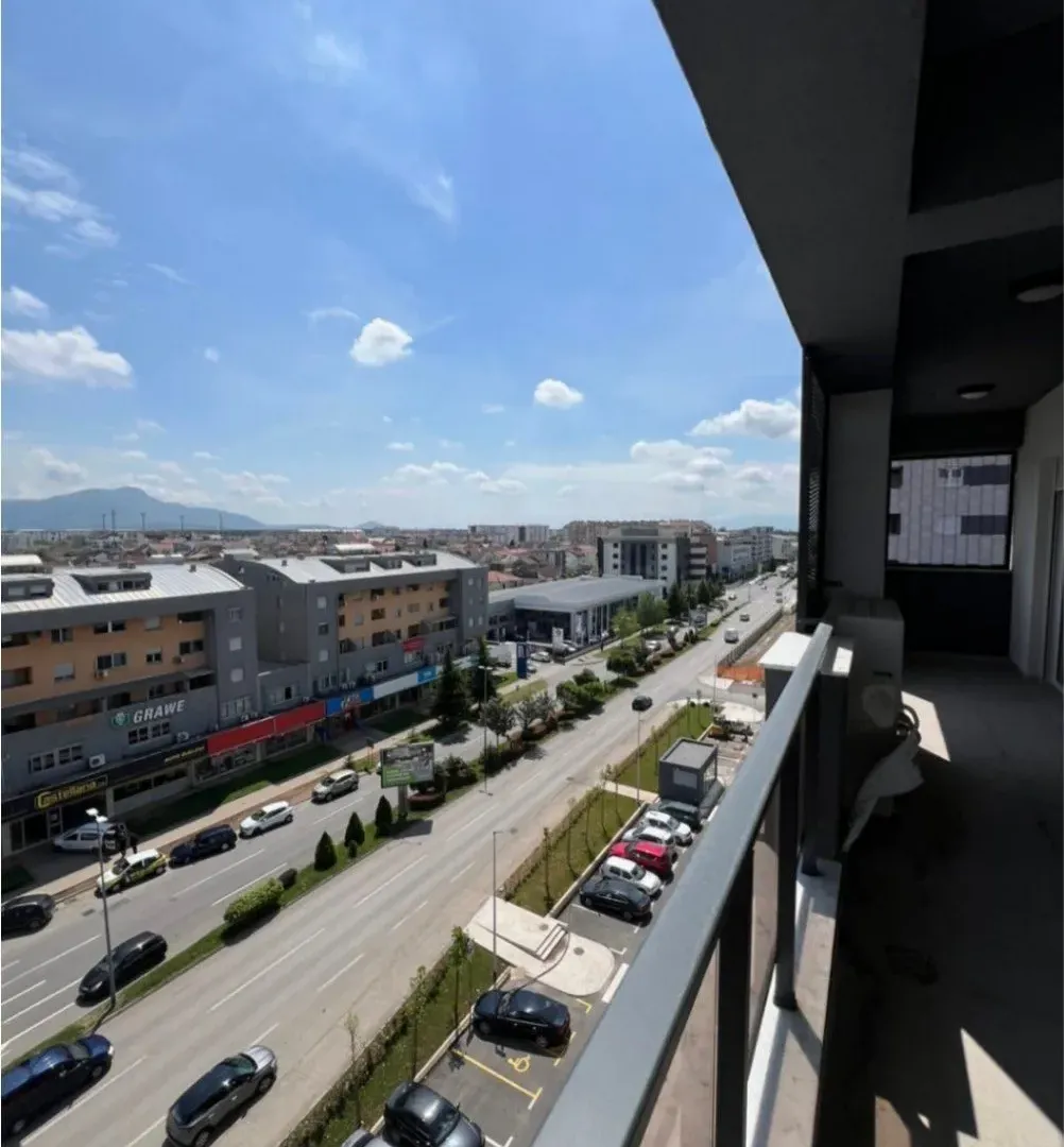 Prodaja, trosoban stan, 106m², Stari Aerodrom, Podgorica