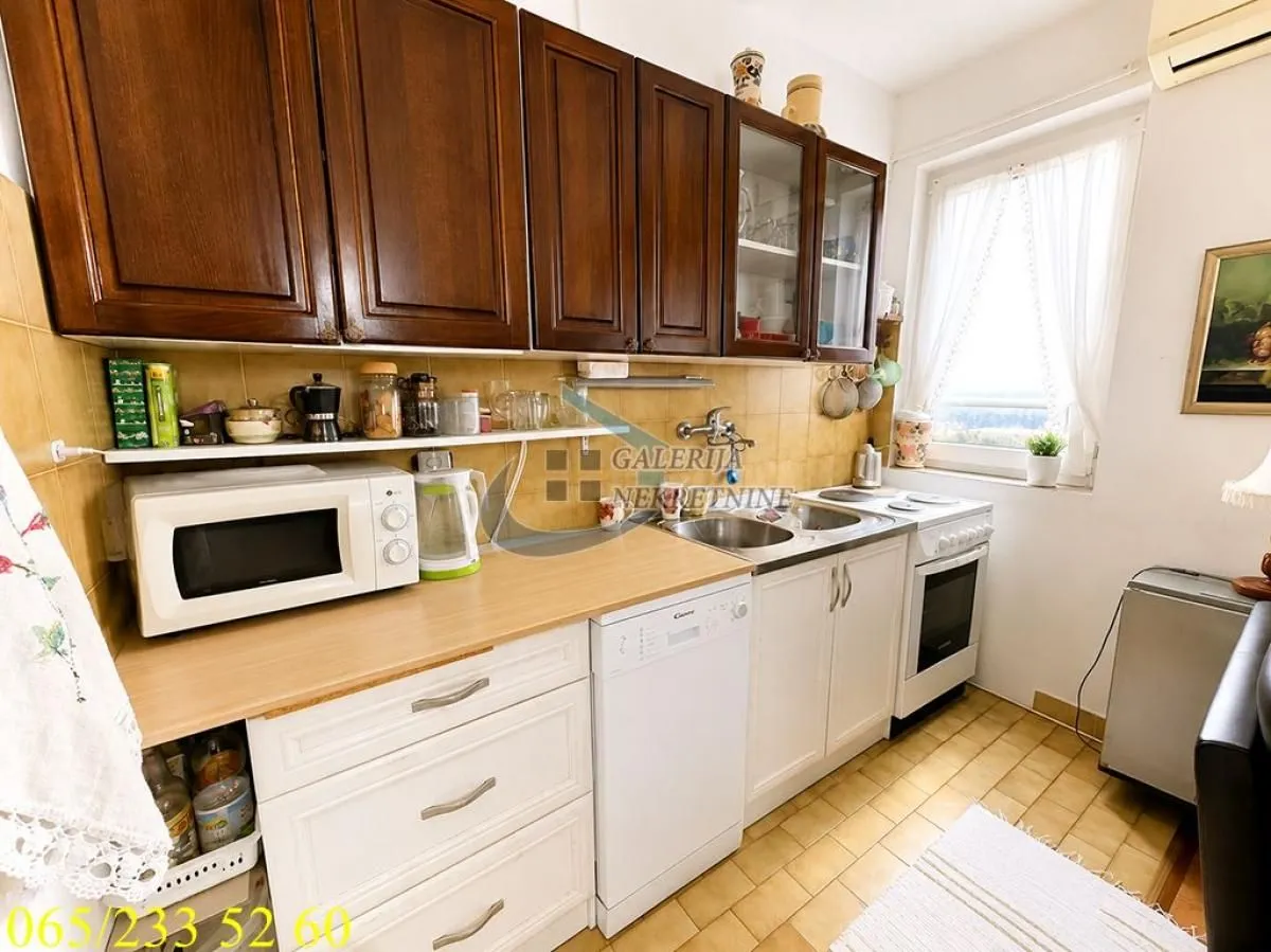 Prodaja, dvosoban stan, 55m², Labudovo Brdo, Beograd