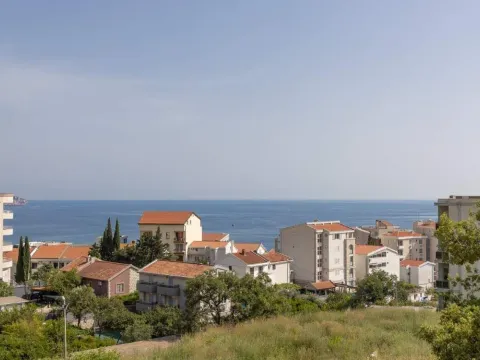 Sale, one bedroom apartment, 44m², Bečići, Budva - image 7
