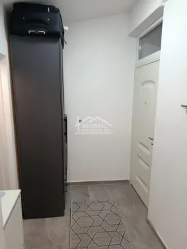 Izdavanje, trosoban stan, 45m², Stari Grad, Beograd - image 15