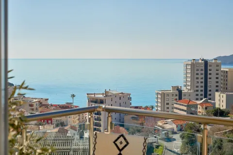 Prodaja, četvorosoban stan, 150m², Bečići, Budva - image 18