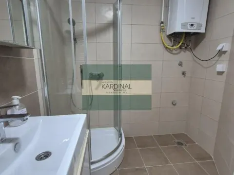 Izdavanje, četvorosoban stan, 97m², Centar, Paraćin - image 7
