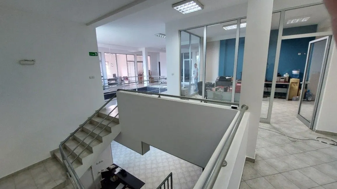 Rent, office space, 1000m², Klisa, Novi Sad Sve Podlokacije