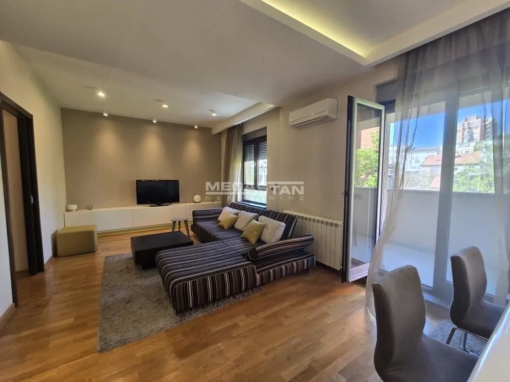 Prodaja, stan, 160m², Vračar Sve Podlokacije, Beograd