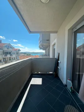 Rent, two bedroom apartment, 86m², Centar, Tivat - image 5
