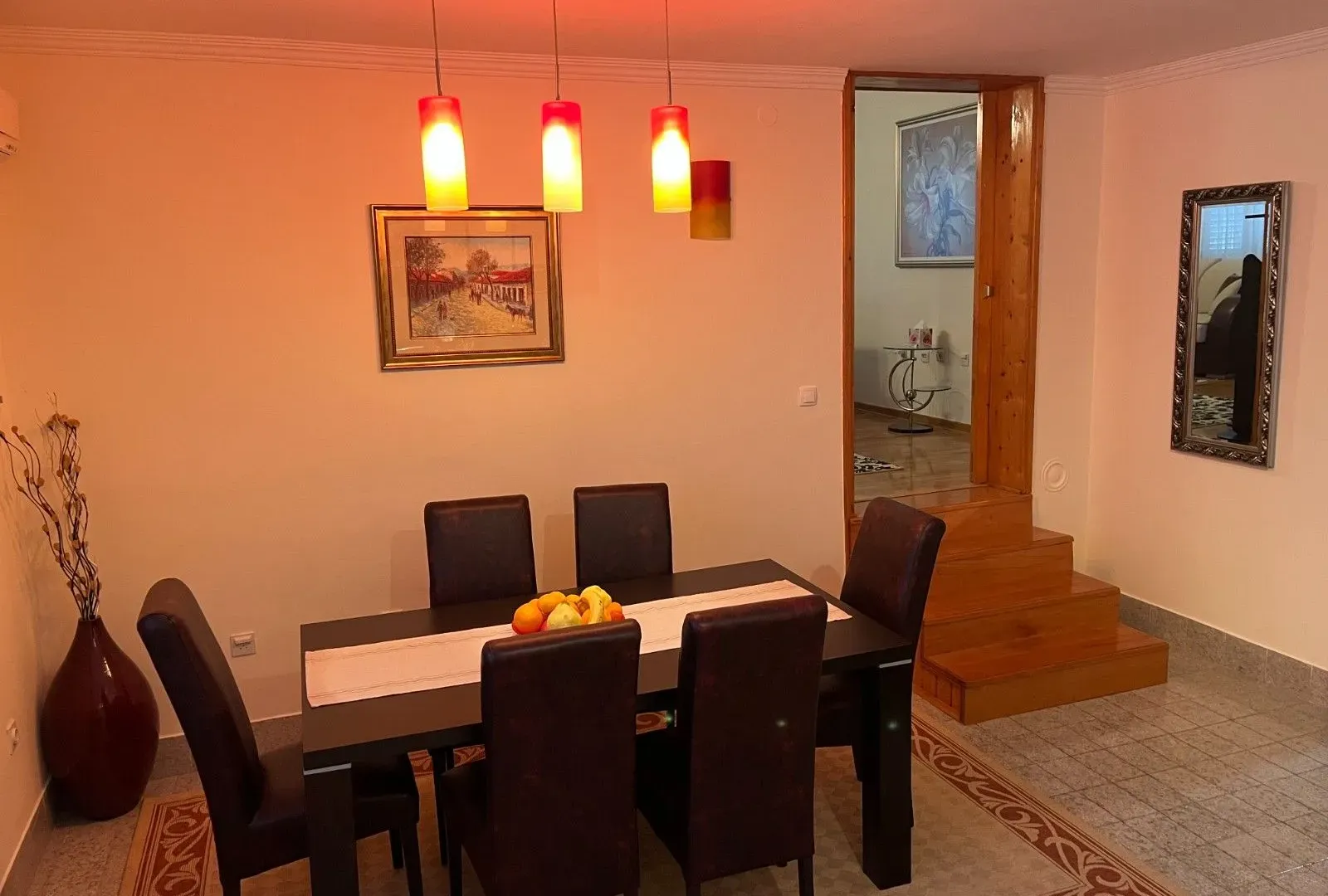 Sale, house, 761m², Tološi, Podgorica