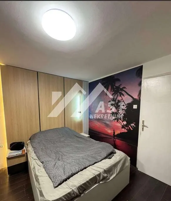 Izdavanje, dvosoban stan, 48m², Socijalno, Novi Sad Sve Podlokacije
