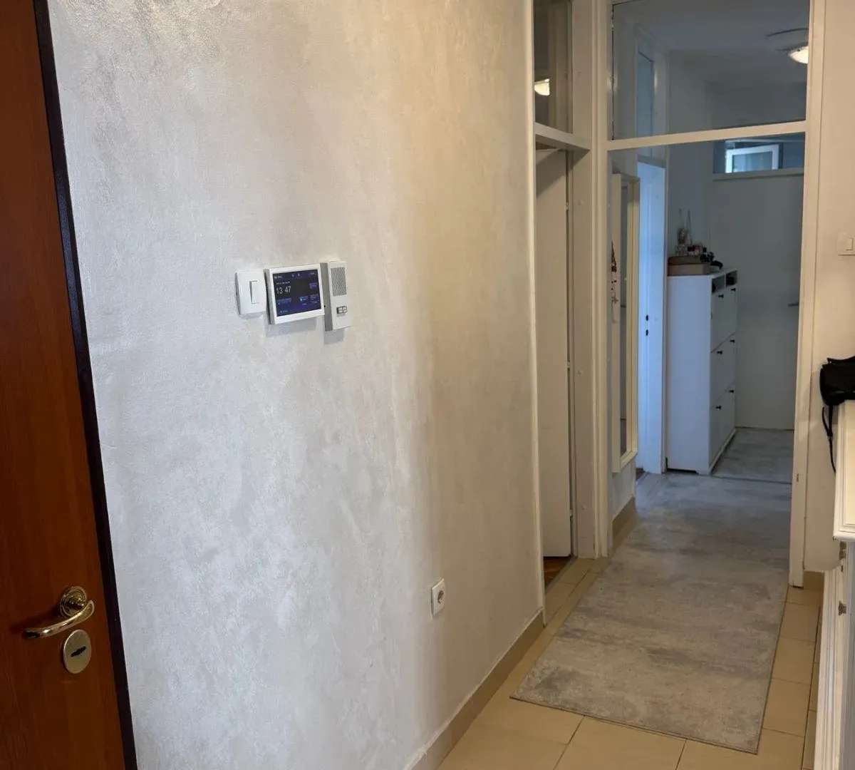 Prodaja, trosoban stan, 87m², Blok 6, Podgorica