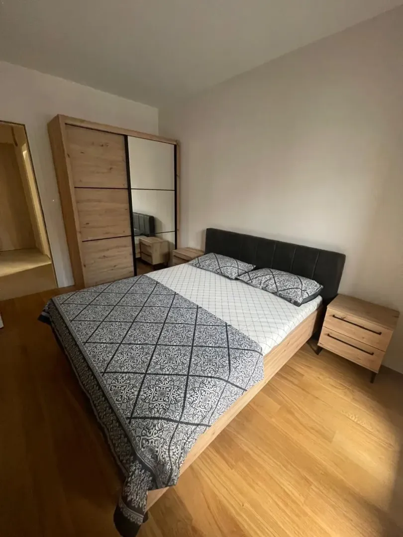 Prodaja, jednosoban stan, 46m², Central Point, Podgorica