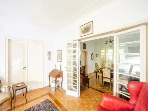 Prodaja, trosoban stan, 119m², Kalenić Pijaca, Vračar Sve Podlokacije - image 2