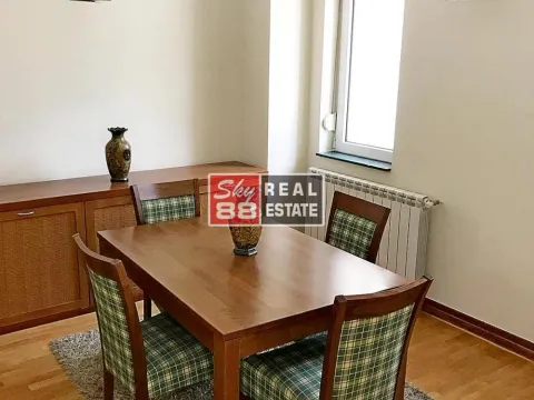 Izdavanje, stan, 260m², Savski Venac, Beograd - image 11